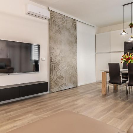 Gigi House Appartamento Piazza Mazzini 300M Dal Mare Lido di Jesolo Buitenkant foto