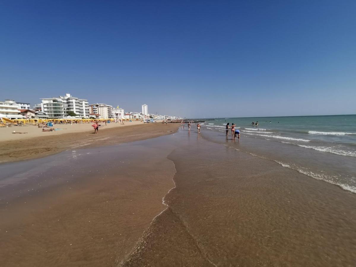Gigi House Appartamento Piazza Mazzini 300M Dal Mare Lido di Jesolo Buitenkant foto